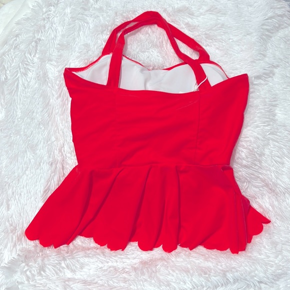 🆕🏖️ 🔥🚨Cupshe Sunkist Cross Back Full Coverage Swim top NWT - Picture 4 of 4